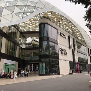 Votre Refuge A Proximite Des Plages Et Du Stade Velodrome Marseille